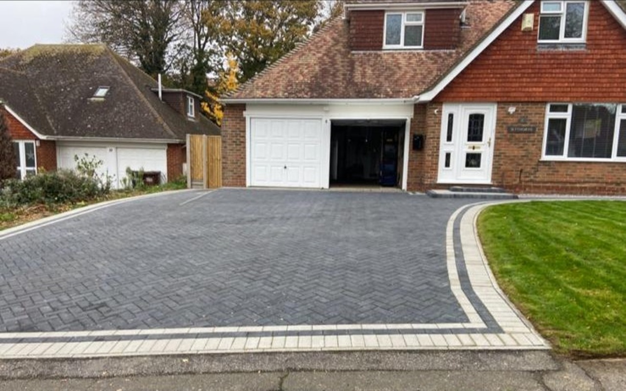 G Nicholls Home Improvements - Driveways and Paving
